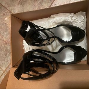 Ruthie Davis beautiful brand new size 8 shoes